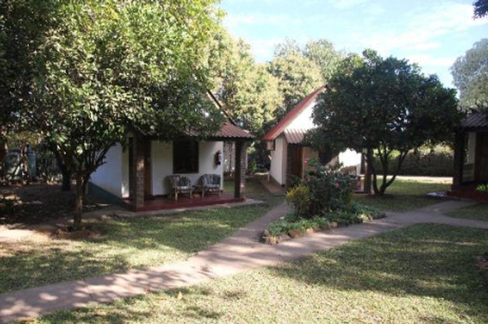 Green Tree Lodge Livingstone Bagian luar foto